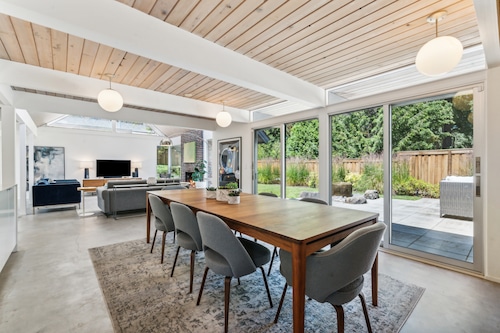 A 1971 Robert Rummer-built house at 13125 S.W. Heather Court in Beaverton is for sale at $1.2 million by James DeMarco and LuAnne Dindia DeMarco of Investors Trust Realty.